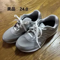 New Balance 880 グレー スニーカー