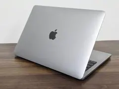充電397 MacBookPro 2020 13インチ i5 256G D6