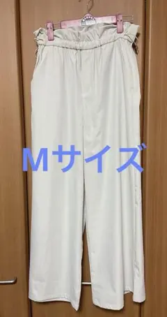 ✨ホワイトパンツ✨