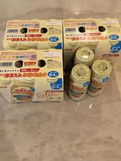 【付属品付き】21本 明治ほほえみ らくらくミルク200mlのサムネイル