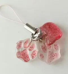 レジン製猫型・肉球型チャーム　ハンドメイド