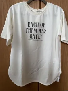 新品　Tシャツのサムネイル