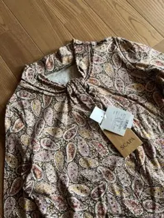 【タグ付き】SCAPA ペイズリー柄 長袖カットソーのサムネイル