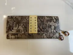 Pinky&Dianne 長財布 総柄 チャーム付
