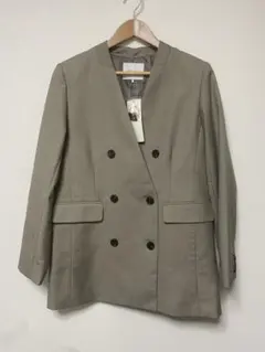 Te chichi(テチチ)ノーカラーダブルブレストジャケット ベージュFサイズ