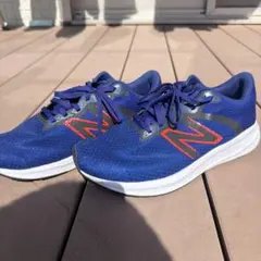 New Balance ランニングシューズ