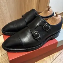 ダブルモンクストラップ