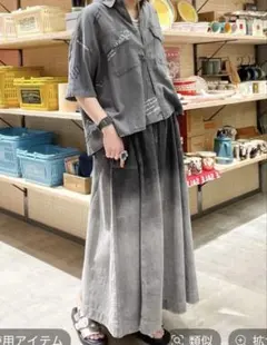 ニコアンド ベルトフレアスカート