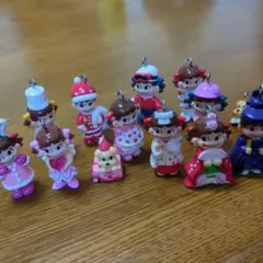 不二家 ペコちゃん ミニミニマスコットフィギュアのサムネイル