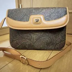 Item thumbnail for item f3c8306a-26b9-4fbd-b766-f1b158e952c8