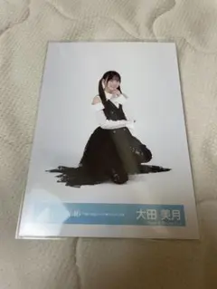 日向坂46 金村美玖 ネイビーサンタ衣装 直筆サイン入り生写真 日向坂46 生写真 金村美玖 ネイビーサンタ衣装 座り - メルカリ