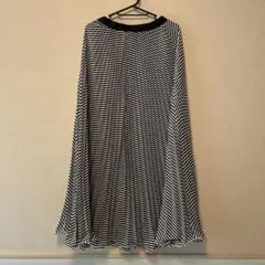 再値下げ‼️新品　白黒ストライプ プリーツロングスカート