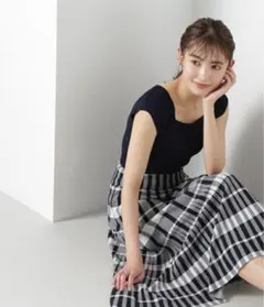 ナチュラルビューティーベーシック　チェックニットワンピース　ブラック　Mサイズ