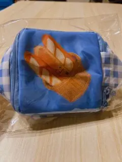 パンどろぼうのブロッコリーくじ　フランスパンポーチ 青と白のチェック柄