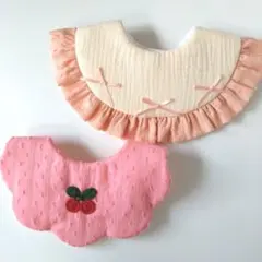 ハンドメイド　フリルスタイ　もくもくスタイ　2枚セット　さくらんぼモチーフ