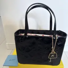 キタムラ　ブラックエナメルハンドバッグ