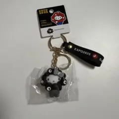 サンリオ ミャクミャク モノクロ 黒　キーホルダー ハローキティ