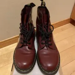 Dr.Martens　チェリーレッド　8ホール