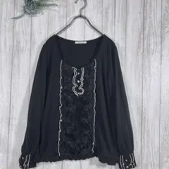 ☆アクシーズファム(M) 長袖 カットソー フリル フラワーモチーフ ブラック