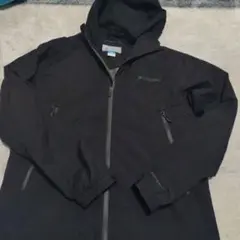 Columbia ブラック ナイロンジャケットと 中綿ジャケット