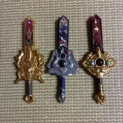 妖怪ウォッチ 妖聖剣4本 ホルダーセット - メルカリ