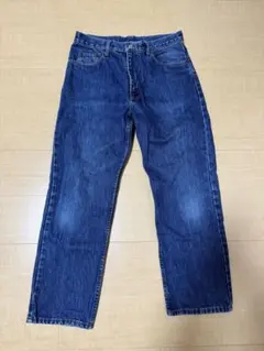 Item thumbnail for item bbc6c9c8-5f2a-490e-87b4-94ed2a8ba6db