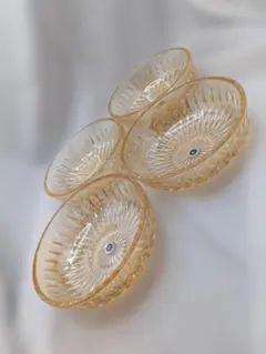 SASAKI ガラス小皿 4枚セット 琥珀色 カット模様 日本製 SASAKI ガラス小皿 4枚セット 琥珀色 カット模様 日本製 - メルカリ