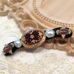 ヘアクリップ　淡水パール付き ブラック　ゴールド レッド　ヘアアクセサリー