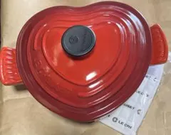 【新品未使用】ル クルーゼ　Le Creuset ハート型両手鍋　2 Lのサムネイル