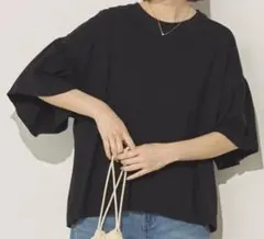 「Mal.」製品洗い袖ギャザープルオーバーTシャツ/ブラック