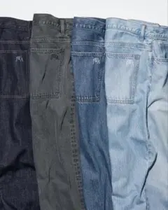 新品未使用　ユニクロJWANDERSONストレートジーンズ JWA