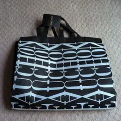 フォーション バッグ 黒/白