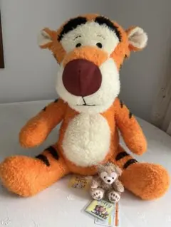 Winnie the Pooh ティガー 大きいぬいぐるみ ダッフィー　セット