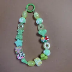 ハンドメイド　グリーン系ビーズストラップ【1点限り】