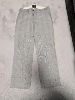 BEAMS オリジナルファブリック チェック柄スラックスのサムネイル