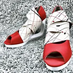 極美品 FESSURA フェスーラ ヒールサンダル 奇抜 ウェッジソール 厚底