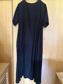 nest Robe リネンワンピースのサムネイル
