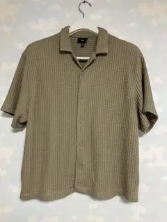 H&M ワッフルシャツ　ハーフスリーブ　半袖　グリーン　リゾートコーデ