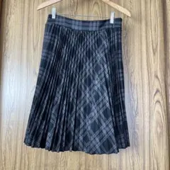 コムサデモード　チェックのプリーツスカート