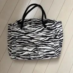 ゼブラ柄 トートバッグのサムネイル