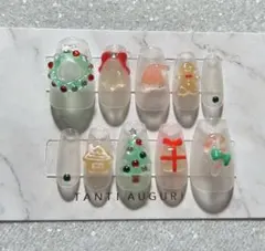 値下げしました！クリスマスぷっくりネイルチップ　【24時間以内発送】