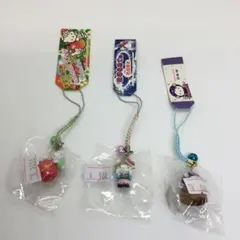 ハローキティ　ストラップ3点