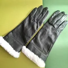 レザー風手袋 黒 　ファー付き
