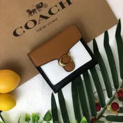 aka.様♡COACH コーチ 二つ折り財布 ベージュ ホワイト ブラック