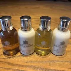 MOLTON BROWN アメニティ4点セット シャンプー シャワージェル