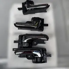ダイハツ　ムーブ　自動車用 インナードアハンドル 4個セット　新車外し　美品のサムネイル