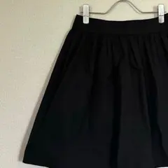 UNTITLED ひざ丈スカート フレア 無地 シンプル 裏地付き 日本製のサムネイル
