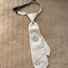 週末特価！スマイリーフェイス刺繍ネクタイ