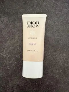 DIOR SNOW ディオールスノー　UV シールドトーンアップ　30mlのサムネイル