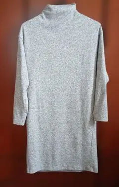 UNIQLO タートルネック長袖ワンピース Sサイズ